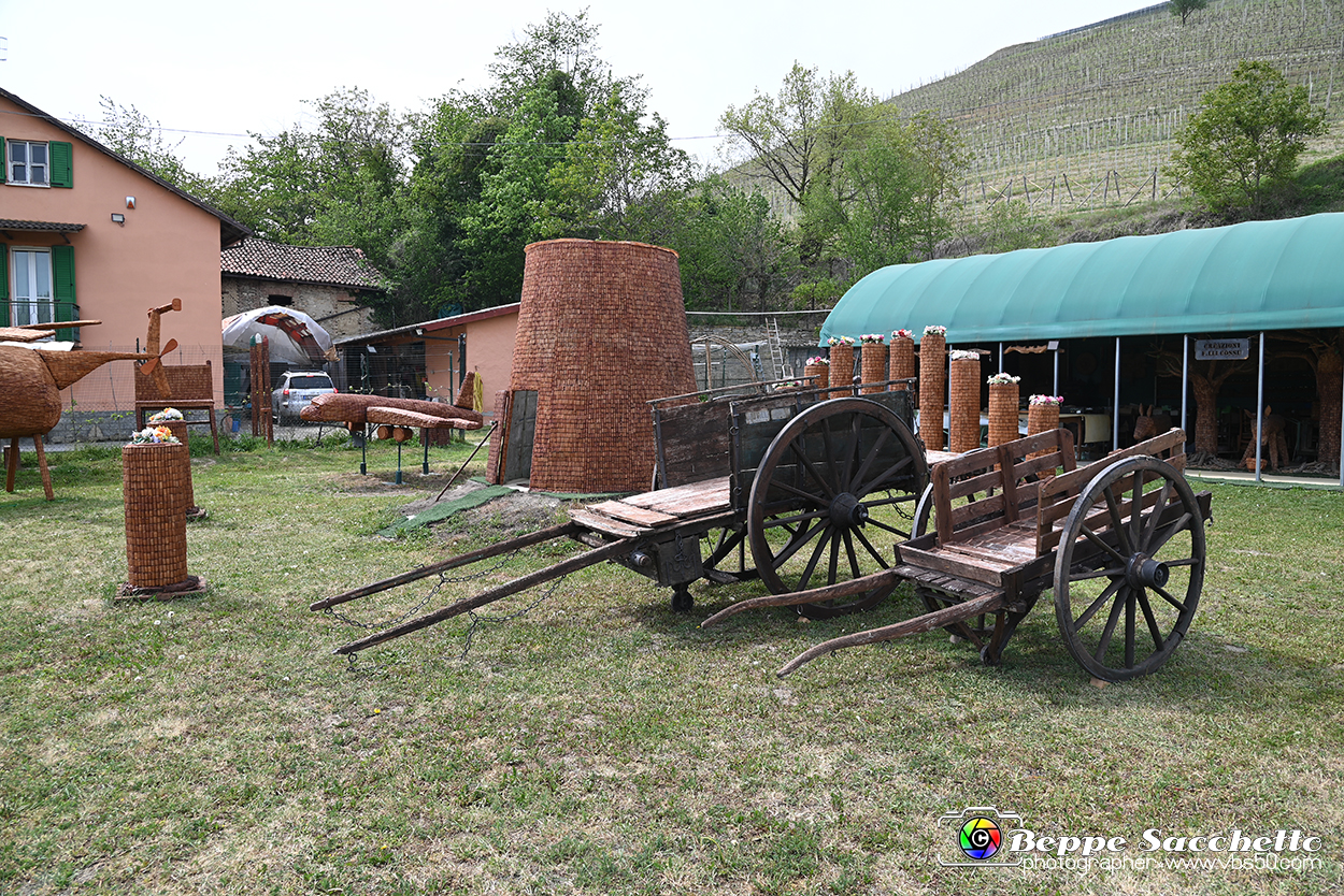 VBS_2909 - Creazioni con tappi di sughero usati dei Fratelli Cossu.jpg